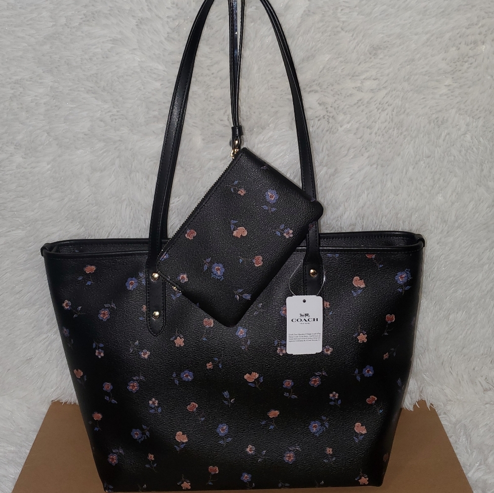 🔥New 2 PC Set Authentic Coach - Picture 2 of 8
